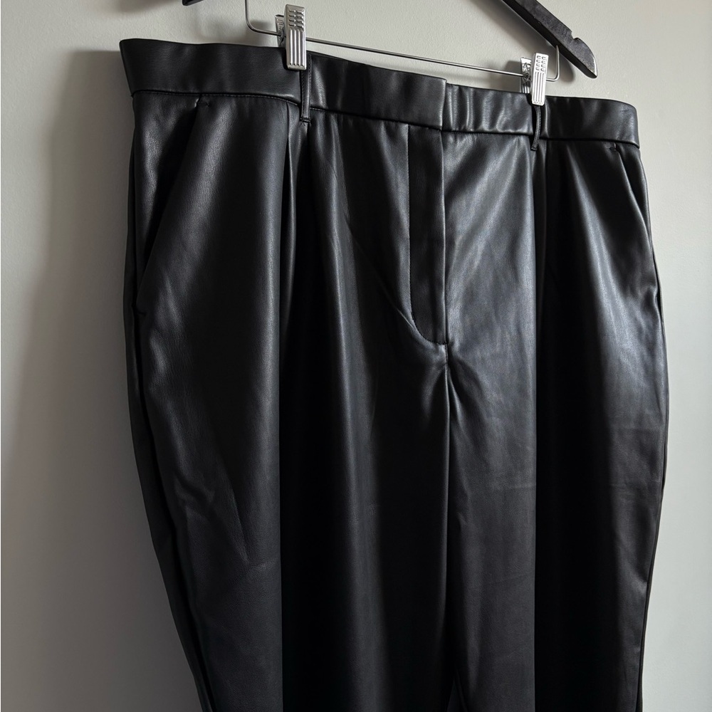 Abercrombie & Fitch Curve Love Sloan Wide Leg Vegan Leather Pants | Size XXL - Picture 4 of 7